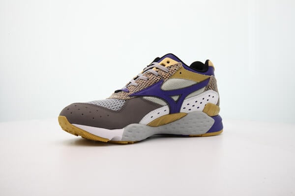 Mizuno x 24 KILATES MONDO CONTROL 